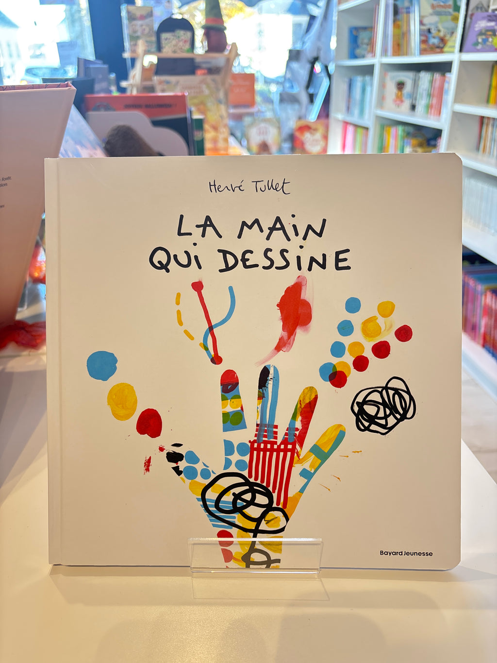 La main qui dessine