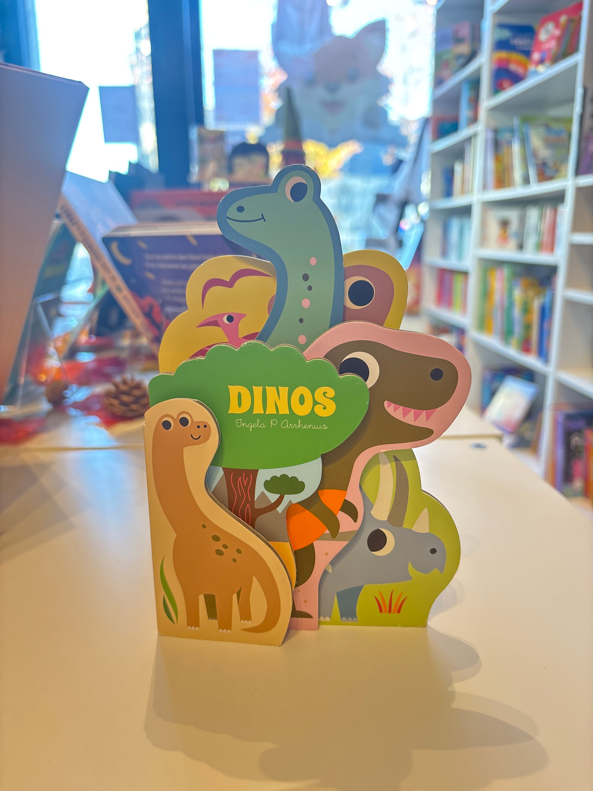 Dinos tout carton
