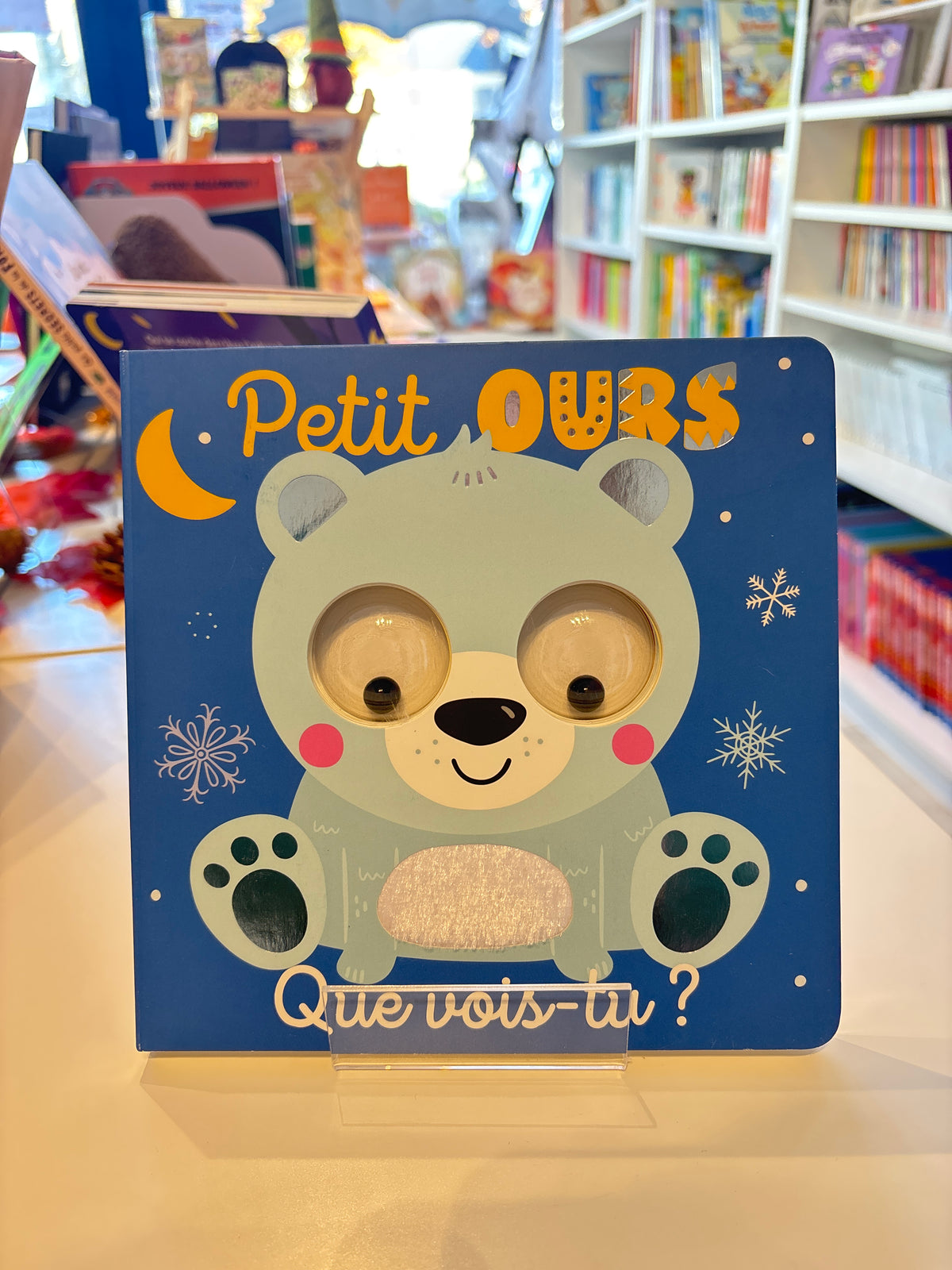 Petit ours, que vois-tu ?