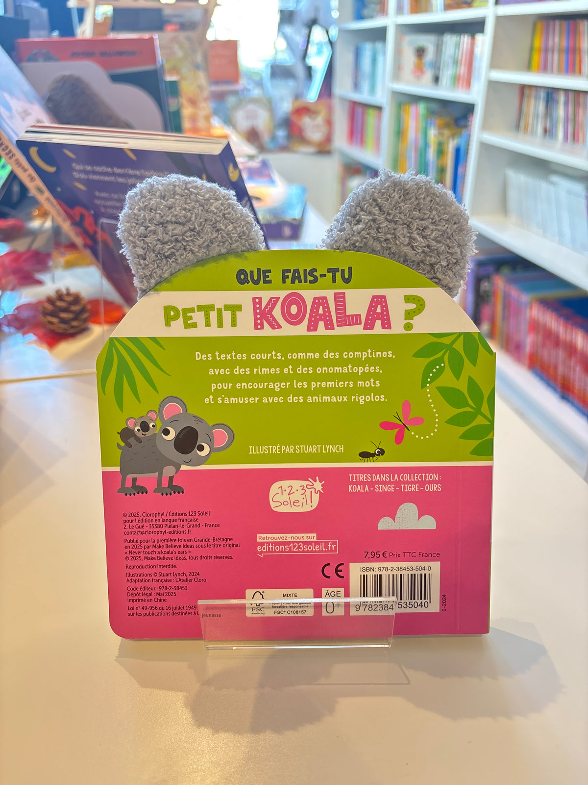 Que fais-tu, petit koala ?